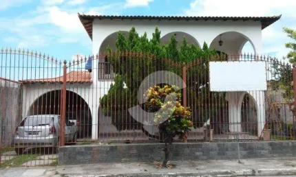 Casa à venda, 500 m² por R$ 2.000.000,00 - São José do Imbassaí - Maricá/RJ