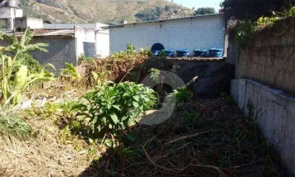 Terreno à venda na Rua Mário Joaquim Santana, 38, São Francisco, Niterói, 675 m2 por R$ 300.000