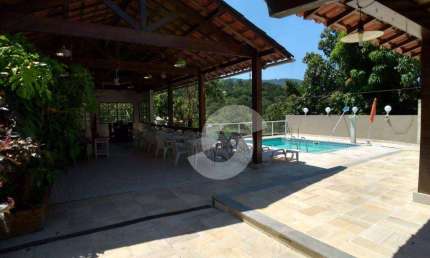 Casa com 4 dormitórios à venda, 558 m² por R$ 990.000,00 - Pendotiba - Niterói/RJ