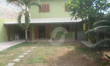 Casa à venda, 300 m² por R$ 800.000,00 - Trindade - São Gonçalo/RJ