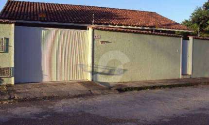 Casa com 4 dormitórios à venda, 260 m² por R$ 600.000,00 - Pendotiba - Niterói/RJ