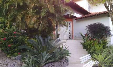 Casa com 4 dormitórios à venda, 450 m² por R$ 1.300.000,00 - Badu - Niterói/RJ