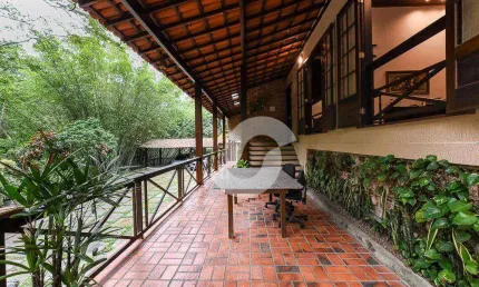 Casa com 4 dormitórios à venda, 579 m² por R$ 2.300.000,00 - Pendotiba - Niterói/RJ