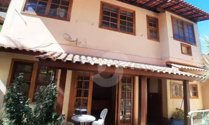 Casa à venda, 200 m² por R$ 700.000,00 - Barreto - São Gonçalo/RJ