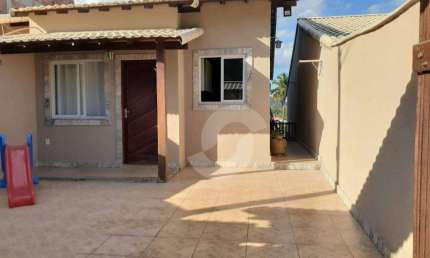 Casa com 2 dormitórios à venda, 70 m² por R$ 300.000,00 - São José de Imbassai - Maricá/RJ