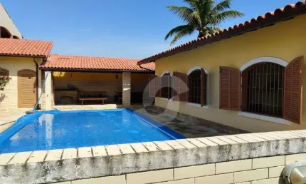 Casa à venda, 250 m² por R$ 550.000,00 - Cordeirinho - Maricá/RJ