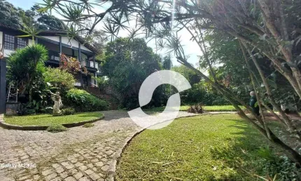 Casa com 4 dormitórios à venda, 400 m² por R$ 974.990,00 - Mata Paca - Niterói/RJ