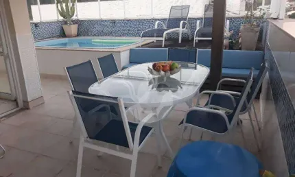 Cobertura com 3 dormitórios à venda, 212 m² por R$ 950.000,00 - Itaipu - Niterói/RJ