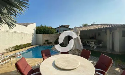 Casa com 4 dormitórios à venda, 361 m² por R$ 2.800.000,00 - Camboinhas - Niterói/RJ