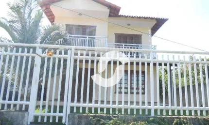 Casa com 3 dormitórios à venda, 268 m² por R$ 790.000,00 - Jacaroá - Maricá/RJ