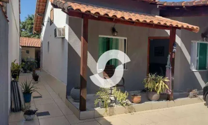 Casa com 2 dormitórios à venda, 63 m² por R$ 330.000,00 - Itaipuaçu - Maricá/RJ