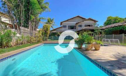 Casa com 5 dormitórios à venda, 372 m² por R$ 3.400.000,00 - Piratininga - Niterói/RJ