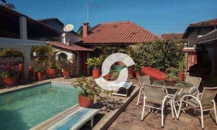 Casa à venda, 321 m² por R$ 1.800.000,00 - Itaipu - Niterói/RJ