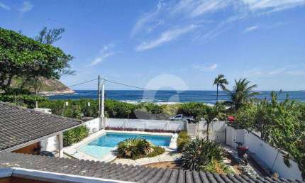 Casa pé na areia 7 suítes Cinematográfica pé na areia 720 m² por R$ 5.995.000, - Itacoatiara - Niterói/RJ