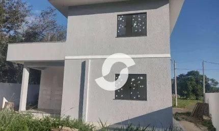 Casa com 3 dormitórios à venda, 180 m² por R$ 550.000,00 - Ubatiba - Maricá/RJ