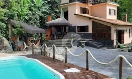 Casa com 4 dormitórios à venda, 450 m² por R$ 1.250.000,00 - Recanto de Itaipuaçu - Maricá/RJ