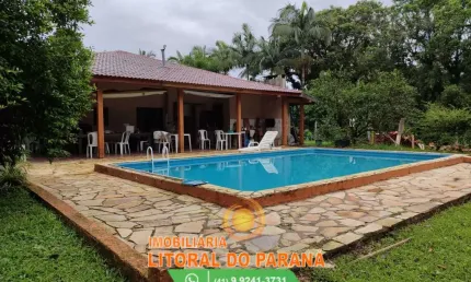 Maravilhosa chácara  com piscina - localizada região do Guaraguaçu!!!