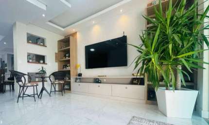 Lindo Sobrado com 3 suítes à venda, 153 m² por R$ 890.000 - Centro - Matinhos/PR