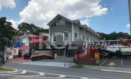 Locação de casa comercial em pinheiros-sp: 16 salas, 5 banheiros, 45 vagas, 1.200m² -