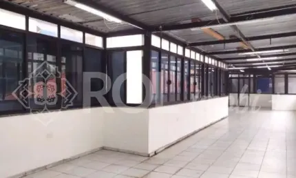 PRÉDIO COMERCIAL 3 PAVIMENTOS EM VÃO LIVRE - 450 M² - LOCAÇÃO