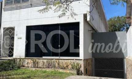 Casa Comercial para locação em Pinheiros, São Paulo-SP: 4 salas, 2 banheiros, 15 vagas de garagem, 790m² de área.