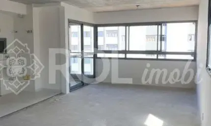 Apartamento 85 m², 2 dormitórios sendo 1 suíte, varanda e 2 vagas, avenida pompéia