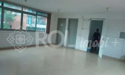 Sala comercial com 4 salas para alugar na rua henrique schaumann, 679, pinheiros, são paulo, 50 m2 por r$ 2.300