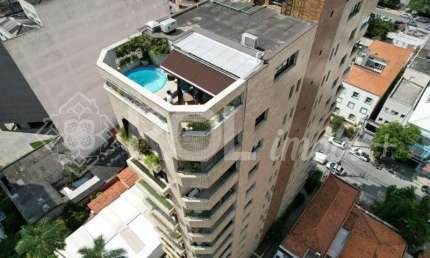 Cobertura  em Pinheiros, São Paulo-SP: 4 quartos, 1 suíte, 2 salas, 4 banheiros, 3 vagas, 196m².