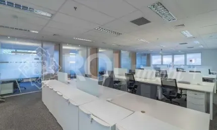 Conjunto Comercial para locação no Butantã, São Paulo - 592m², 4 Banheiros, 24 Vagas!