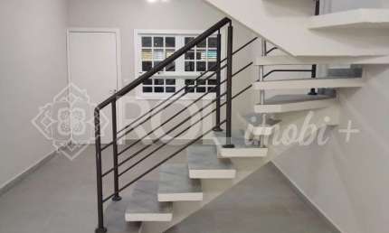 SOBRADO 110 M² - 3 DORMOTÓRIOS ( 1 SUÍTE) - 1 VAGA - BARRA FUNDA - LOCAÇÃO