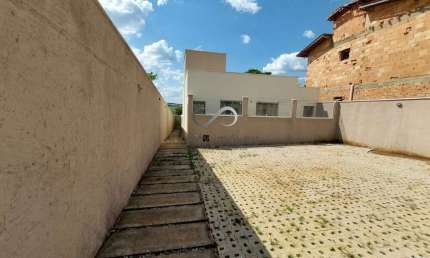 Casa em condomínio fechado com 3 quartos à venda na Raimundo Felix, 731, Novo Campinho, Pedro Leopoldo por R$ 330.000