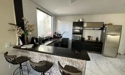 Casa com 2 quartos à venda na Polaris, 77, Portal do Sol, Lagoa Santa por R$ 370.000