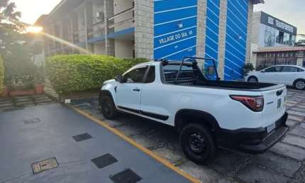Casa em Condomínio para Locação em Cabo Frio, Jardim Excelsior, 2 dormitórios, 2 banheiros, 1 vaga