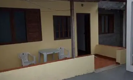 Casas- Ideal para Hostel ou Pousada em Excelente Localização