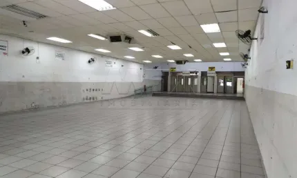 Sala comercial para alugar na Avenida Rodrigues Alves, Centro, Bauru, 450 m2 por R$ 9.000