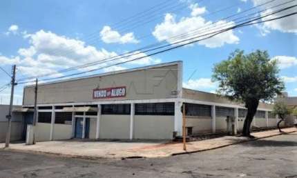 Barracão / Galpão / Depósito à venda na Alameda das Verônicas, Parque Alto Sumaré, Bauru, 883 m2 por R$ 2.500.000