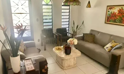 Casa com 3 quartos à venda na Avenida Nações Unidas, Jardim Contorno, Bauru, 117 m2 por R$ 640.000