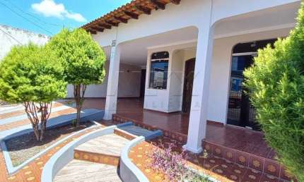 Casa com 5 quartos à venda na Avenida José Henrique Ferraz, Jardim Terra Branca, Bauru, 255 m2 por R$ 500.000