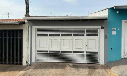 Casa com 3 quartos à venda na Rua Cuba, Vila Independência, Bauru, 152 m2 por R$ 447.000