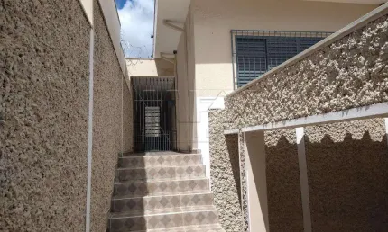 Casa com 2 quartos à venda na Rua Engenheiro Saint Martin, Centro, Bauru, 167 m2 por R$ 450.000