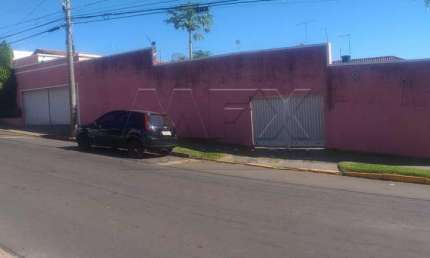Casa com 4 quartos à venda na Rua Júlio de Mesquita Filho, Vila Aeroporto Bauru, Bauru, 380 m2 por R$ 1.700.000