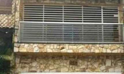 Casa com 3 quartos à venda na Rua Ercindo Augusto Batistella, Parque Santa Laura, Ferraz de Vasconcelos, 300 m2 por R$ 600.000