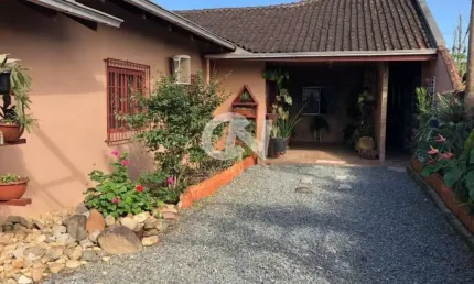Casa com 1 quarto à venda na Rua Natanael Amorim Vieira, Paranaguamirim, Joinville