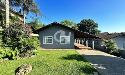 Casa com 3 quartos à venda na Rua Padre José Sandrup, Costa e Silva, Joinville