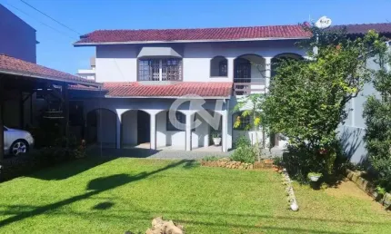 Casa com 2 quartos à venda no Iririú, Joinville 