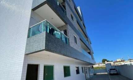 Apartamento com 2 dormitórios à venda, 54 m² por R$ 220.000 - Carapibus - Conde/PB