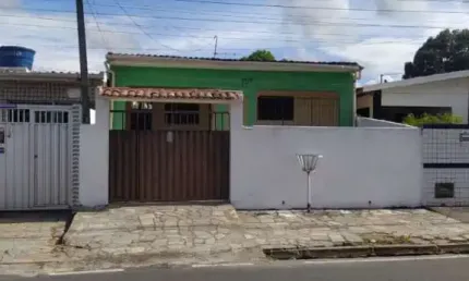Casa com 2 dormitórios à venda por R$ 230.000 - Jardim Planalto - João Pessoa/PB