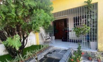 Casa com 3 dormitórios à venda, 160 m² por R$ 500.000,00 - Ernesto Geisel - João Pessoa/PB