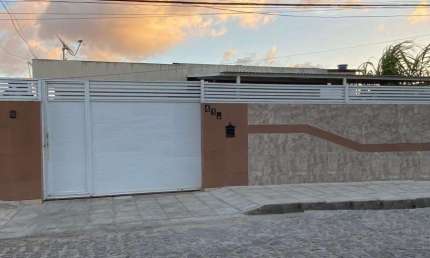 Casa com 3 dormitórios à venda, 175 m² por R$ 530.000,00 - Ernesto Geisel - João Pessoa/PB
