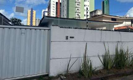 Casa com 3 dormitórios à venda, 270 m² por R$ 900.000,00 - Manaíra - João Pessoa/PB